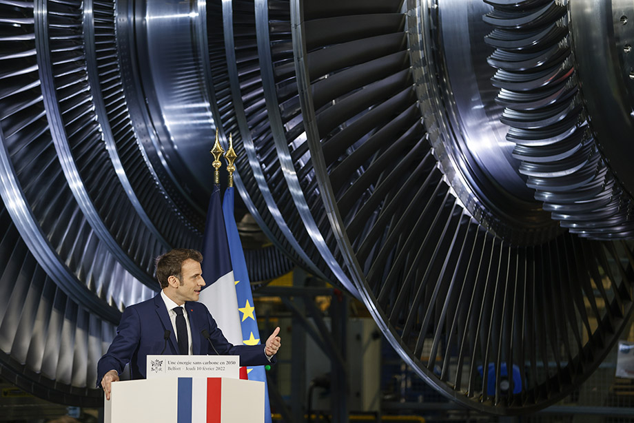 По информации Le Figaro, в настоящее время сотрудничество Франции и России в сфере атомной энергетики заморожено, но не разорвано окончательно.