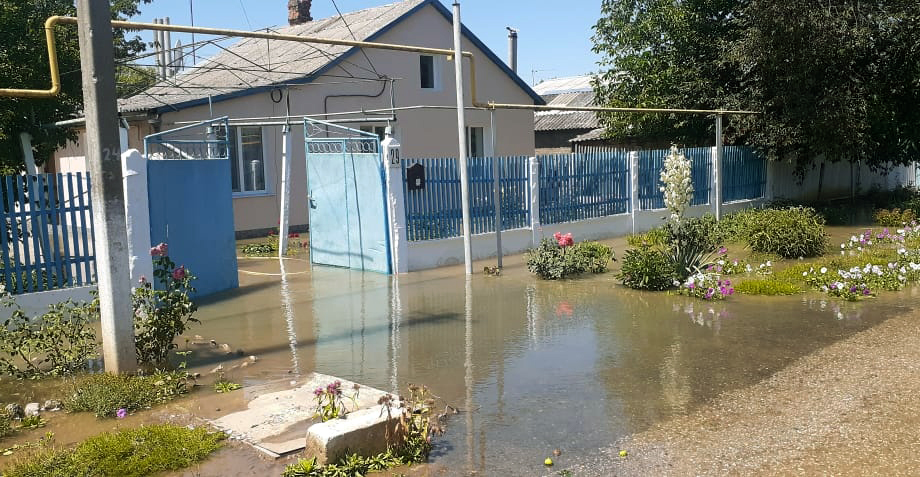 В Новоандреевке подтоплены десятки домов и приусадебных участков