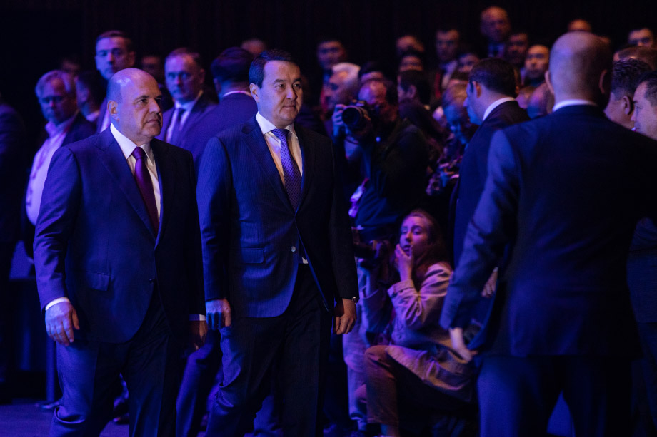 «Иннпором» посетил премьер-министр РФ Михаил Мишустин и премьер-министр Казахстана Алихан Исмаилов.