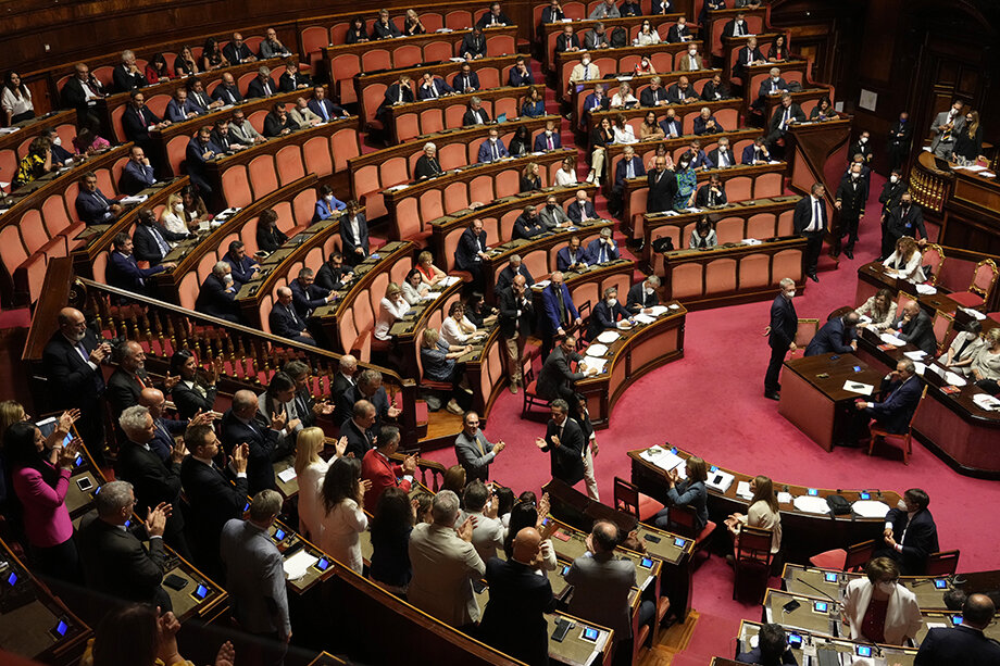 14 июля правительство Италии во главе с Марио Драги получило доверие в верхней палате парламента.