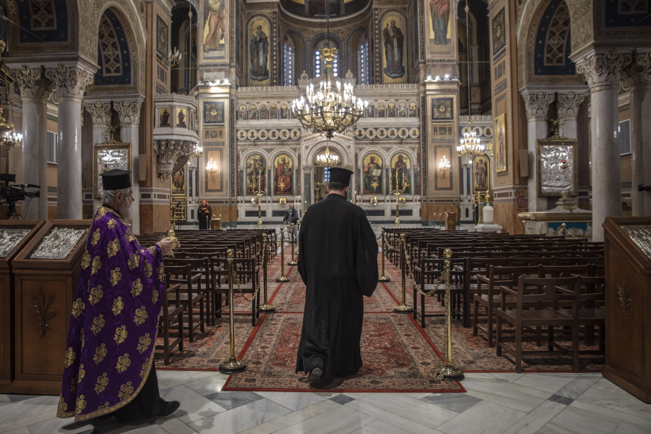 Собор Элладской церкви признал новую автокефальную церковь Украины.
