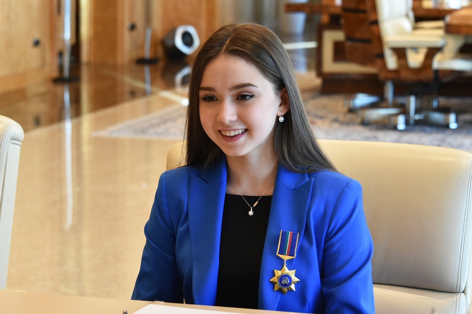Камила Валиева
