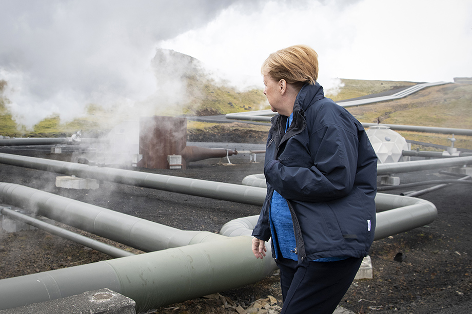2019 год. Визит экс-канцлера Германии Ангелы Меркель на геотермальную электростанцию в Исландии.