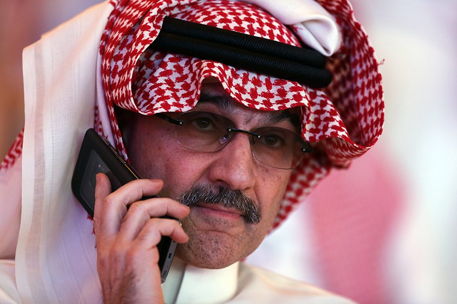 Cаудовский принц Аль-Валид бен Талал вложил в Twitter около 1,9 млрд долларов.