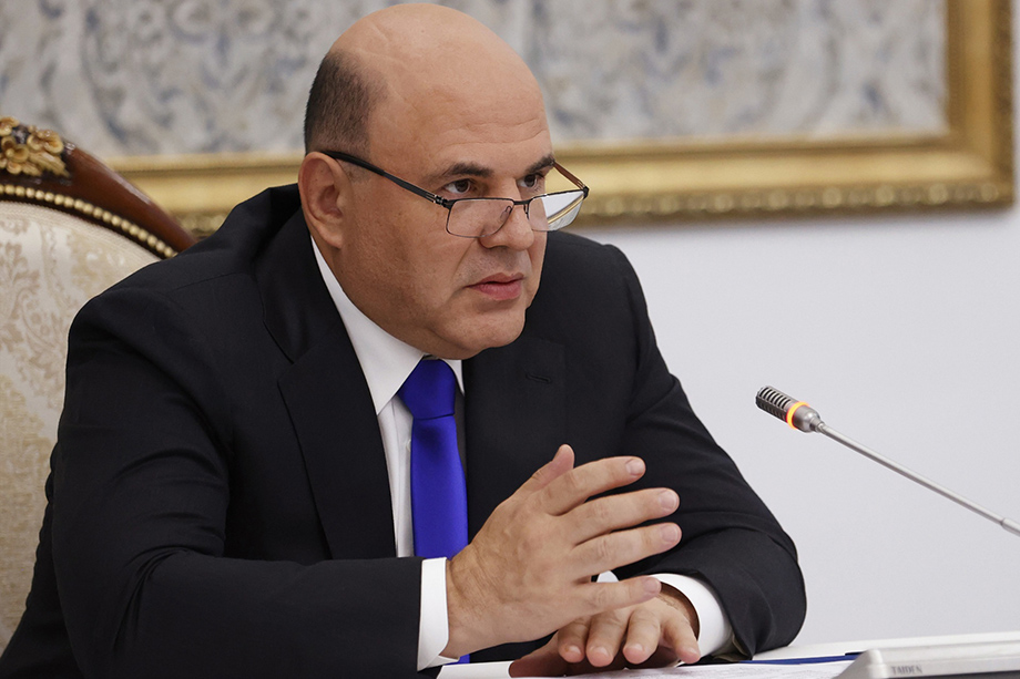 Михаил Мишустин призвал выстраивать обратную связь между получателями военной продукции и производителями