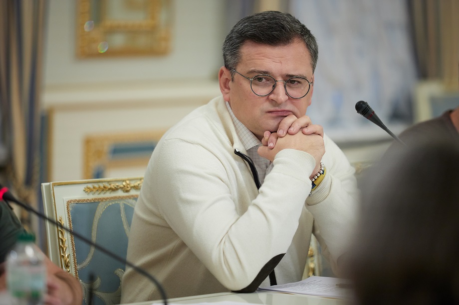 Кулеба назвал «капризами» нежелание ряда стран «делиться» с Киевом военными запасами
