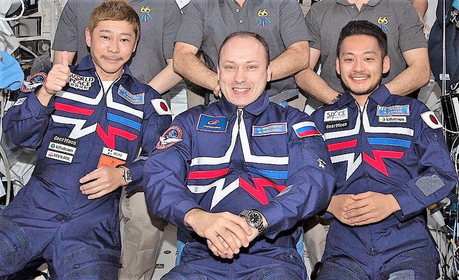 11 декабря 2021 года. Экипаж корабля: Юсаку Маэдзава, космонавт Александр Мисуркин и Йозо Хирано