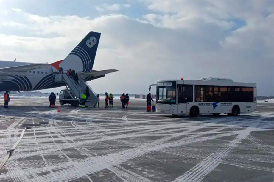 На борту Airbus A-319 авиакомпании «Аврора» взорвался пауэрбэнк