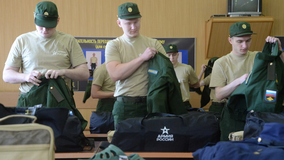 Граждан до 30 лет могут начать призывать уже весной этого года.