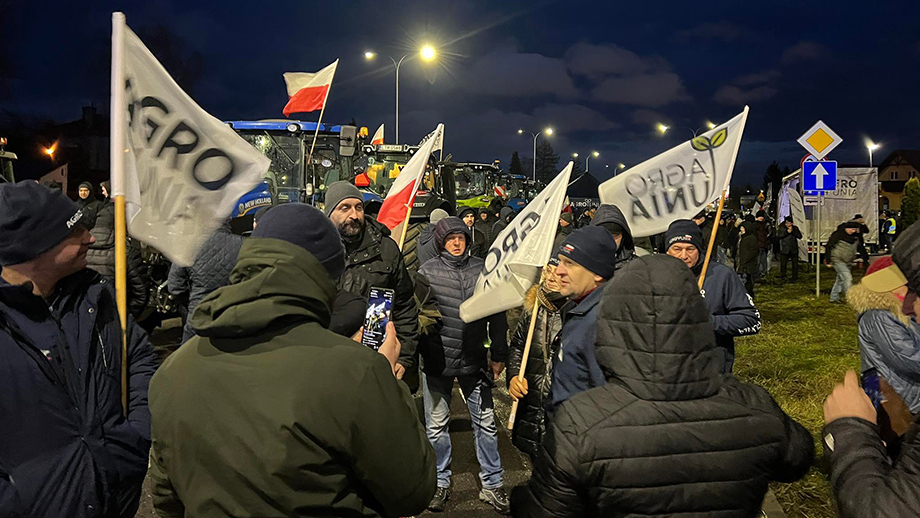 Польские фермеры бастуют против ввоза украинского зерна