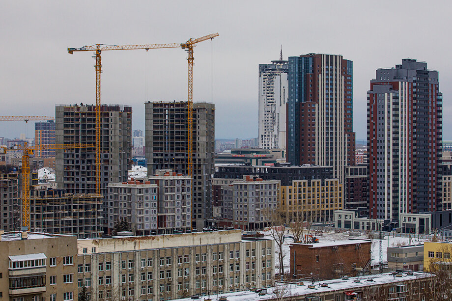Для основной части россиян новое жильё средних стандартов остаётся недоступным.