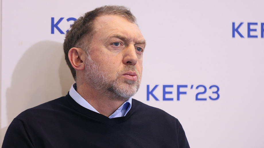 Олег Дерипаска призвал уменьшить число чиновников