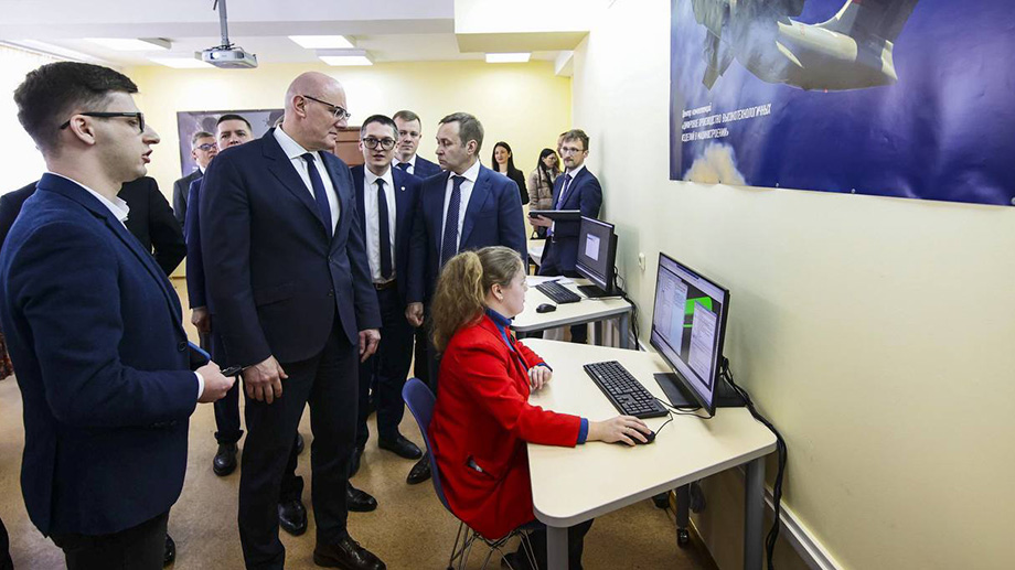 Вице-премьер правительства Дмитрий Чернышенко посетил Ульяновский государственный университет