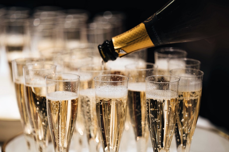 Изысканное шампанское может принести больше доходов от инвестиций, чем вклады в золото