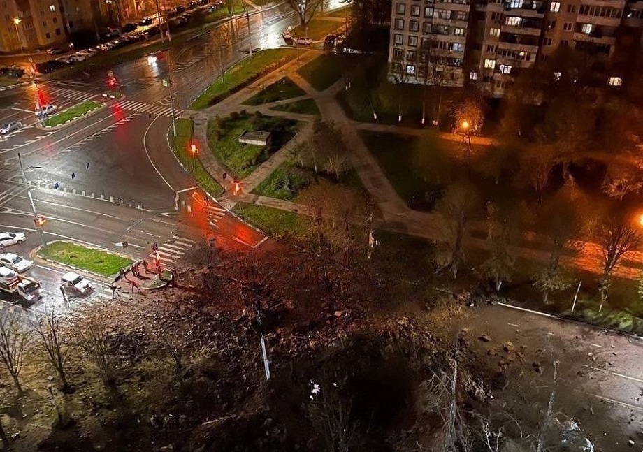Воронка в центре Белгорода