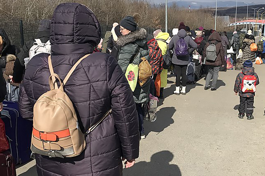 На Украине за 290 евро продают возможность выехать беженцами в Финляндию.