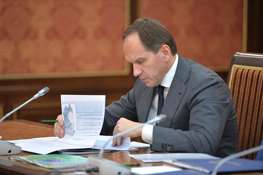 Экс-губернатор края Лев Кузнецов после отставки в 2014 году был назначен на должность министра по делам Северного Кавказа.