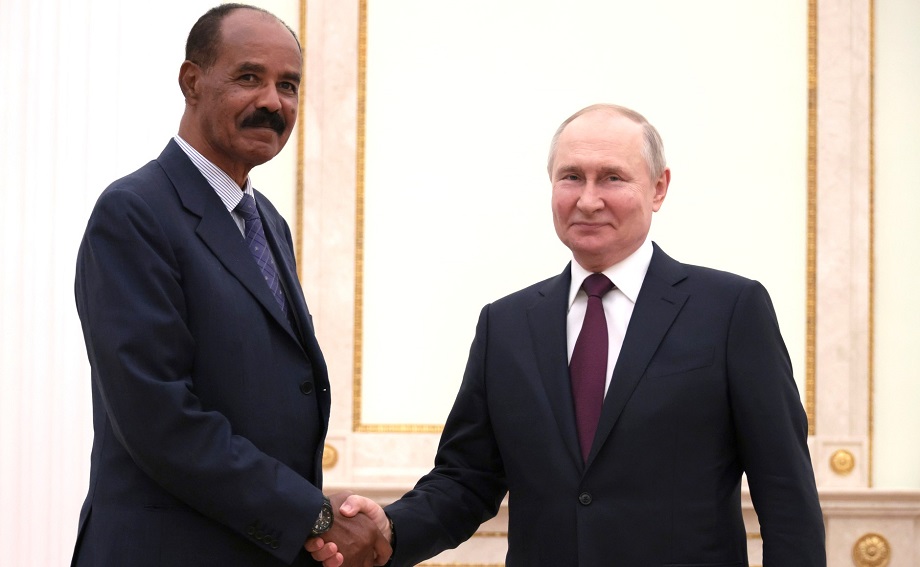 Президент России Владимир Путин и президент Государства Эритрея Исайяс Афеворки.