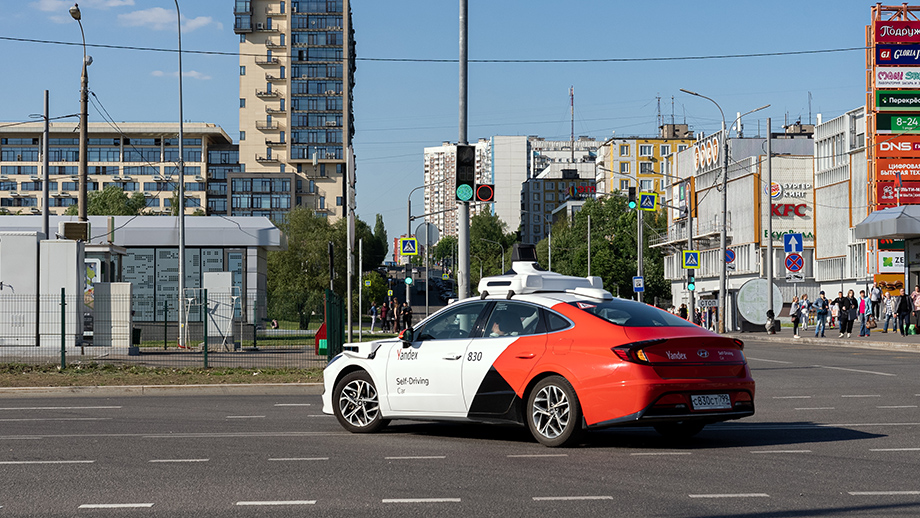 В Москве начали тестировать беспилотное такси.