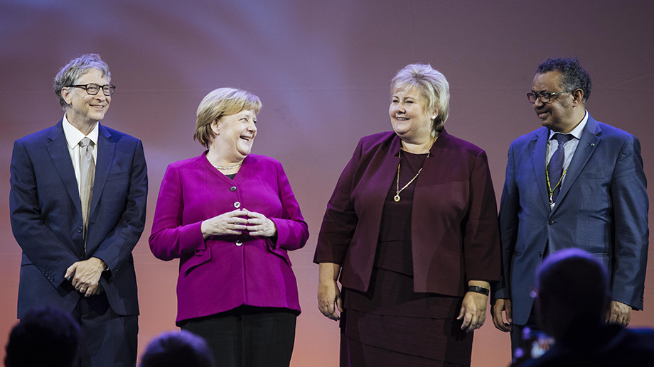 Во Всемирном саммите по здравоохранению в Берлине участвовали Билл Гейтс, Ангела Меркель и Тедрос Аданом Гебрейесус.
