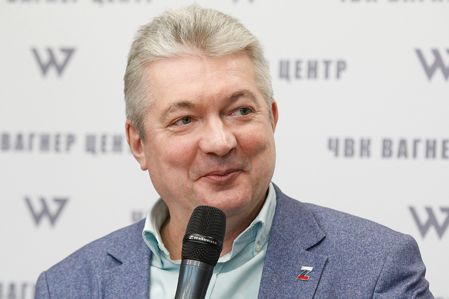Генеральный директор РИА ФАН Евгений Зубарев уточнил, что «фабрика троллей» начала работу ещё в 2009 году.