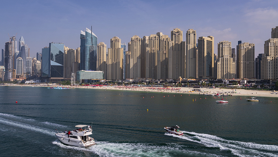 Дубай привлекает инвесторов множеством государственных программ для бизнеса.