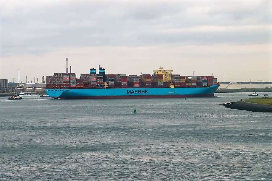 Maersk прогнозирует снижение уровня мировой контейнерной торговли.