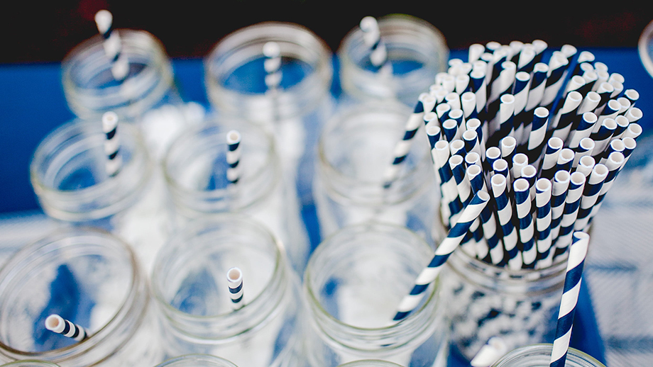 В 18 из 20 марок бумажных соломинок выявлены потенциально вредные для человека, дикой природы и окружающей среды.