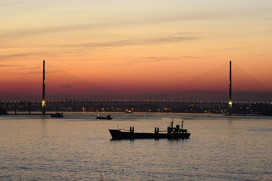 В дни ВЭФ в Приморском крае ограничат движение судов.