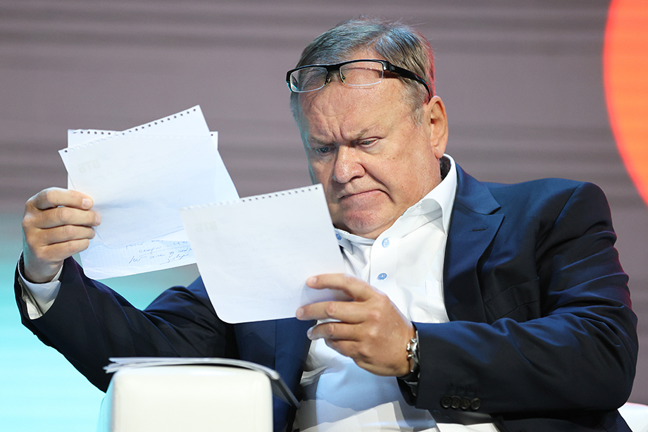 Глава ВТБ Андрей Костин не ожидал получить 100 процентов акций ОСК.