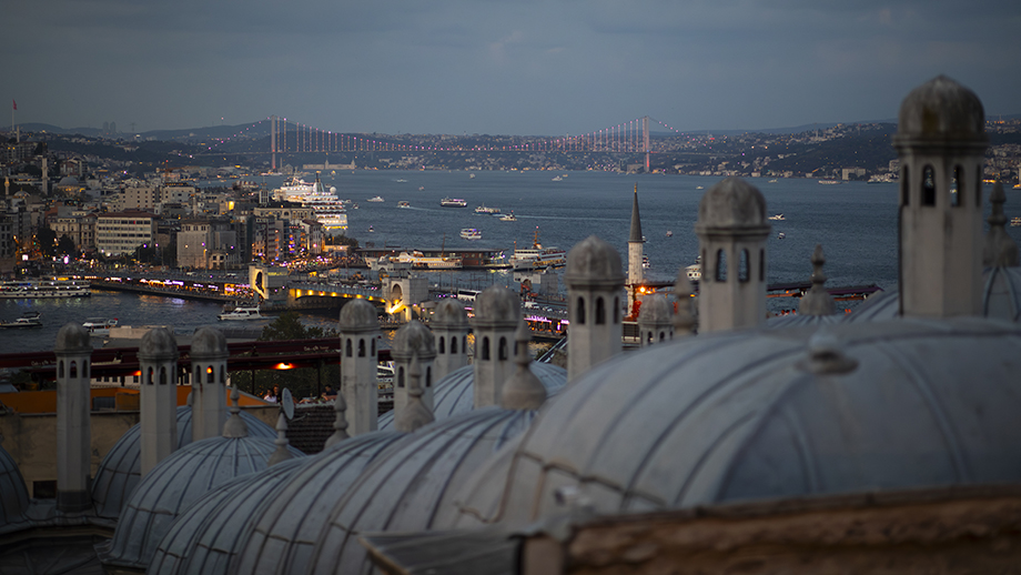 AFAD назвал 15 самых опасных районов Стамбула во время потенциального землетрясения.