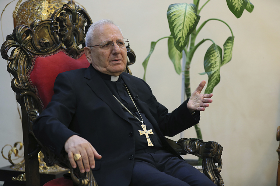 Кардинал Луис Рафаэль Сако покинул Багдад из-за политических проблем.