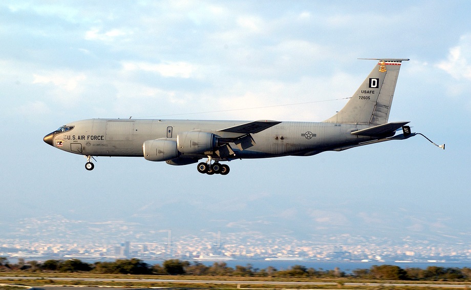 Американские дозаправщики KC-135 производились в период с 1954-го по 1965 год.