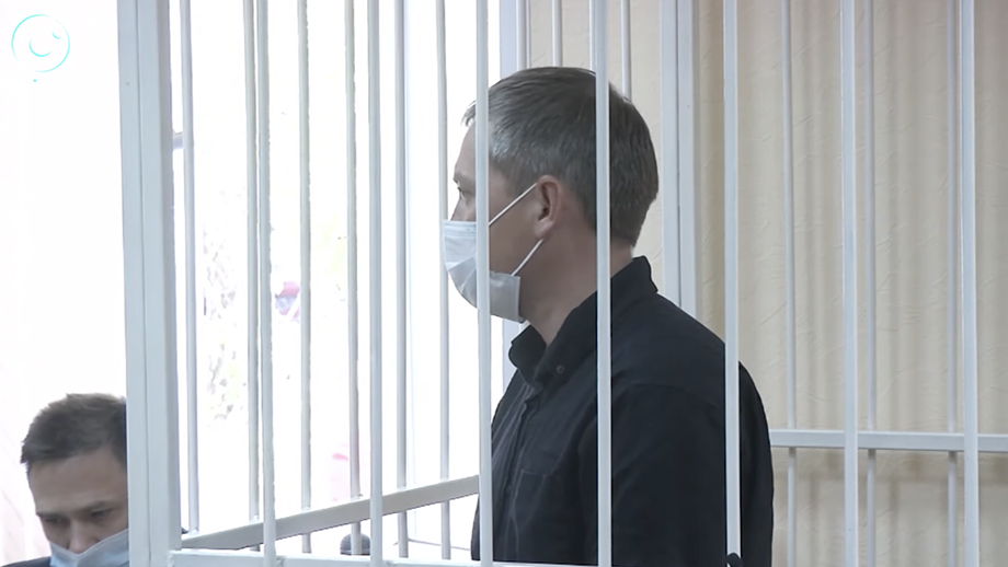 В региональной прокуратуре для директора новосибирской турфирмы «Экстрим-тайм» Андрея Степанова запросили 4,5 года лишения свободы.