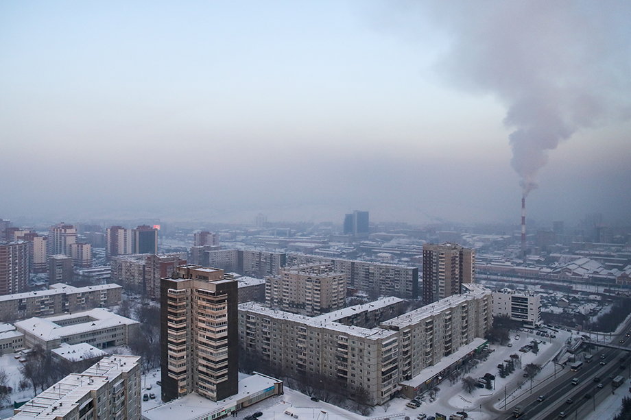 Красноярск в режиме «чёрного неба», который официально называется режимом неблагоприятных метеоусловий.