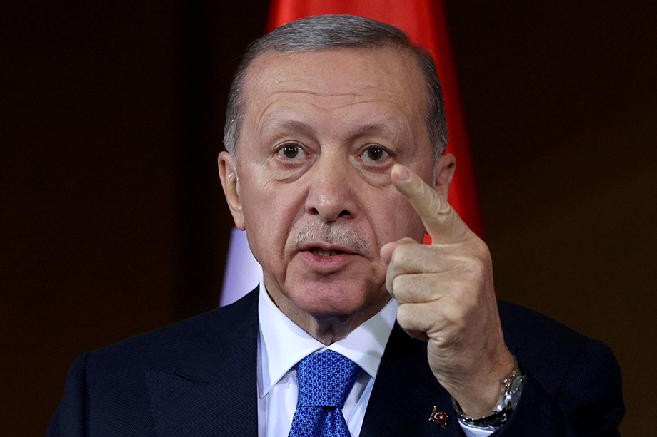 В марте президент Турция предложил провести саммит между Украиной и Россией, чтобы положить конец конфликту.