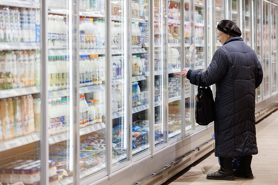 Очередной рост цен на продукты заставляет покупателей экономить на качественных продуктах.