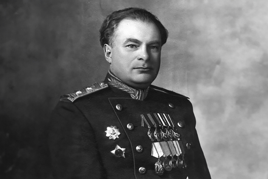 Николай Селивановский был заместителем начальника ГУКР СМЕРШ по разведработе. С 1946 по 1951 год – заместитель министра госбезопасности СССР.