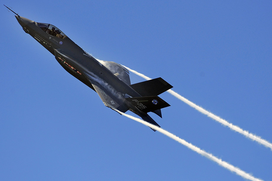 F-35A и новые ядерные боеприпасы были недавно размещены на британской базе.
