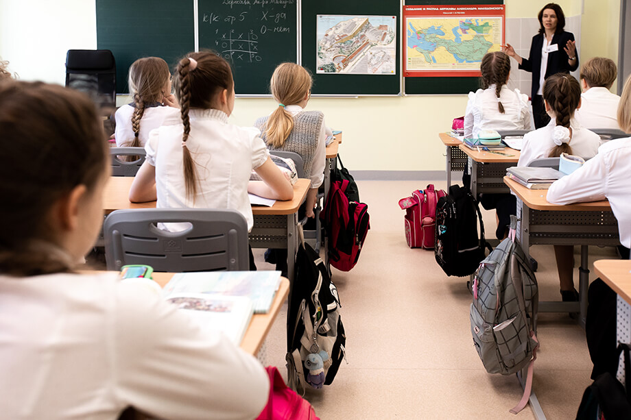 На уроках истории прошлое становится инструментом понимания настоящего.