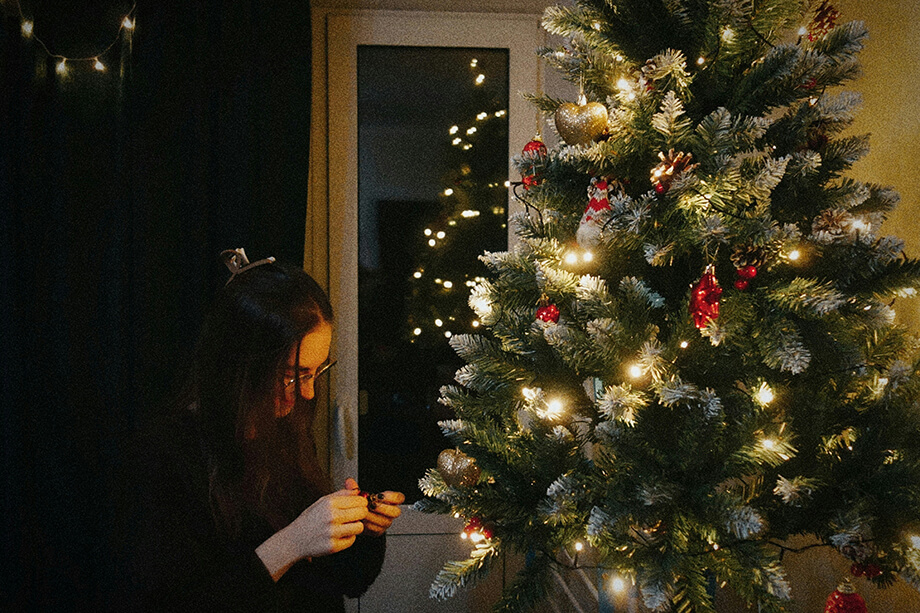 Несмотря на меры по сокращению возвратов, новогодние игрушки и искусственные ёлки по-прежнему достаточно активно возвращали после праздников.