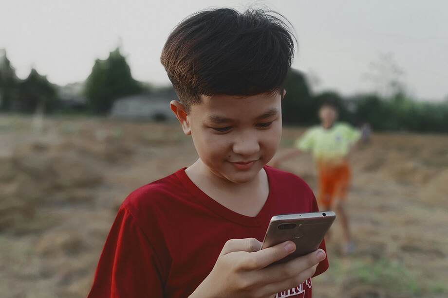 Исследования показывают, что подростки цифровой эпохи развивают иные когнитивные навыки по сравнению с предыдущими поколениями.