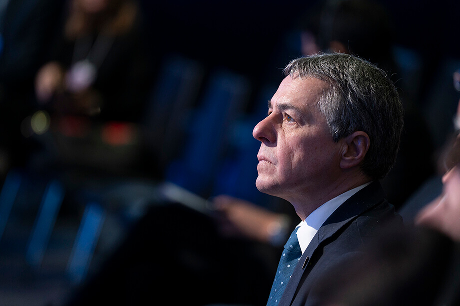 Глава МИД Швейцарии Иньяцио Кассис участвовал в открытии трехсторонних переговоров в Женеве.