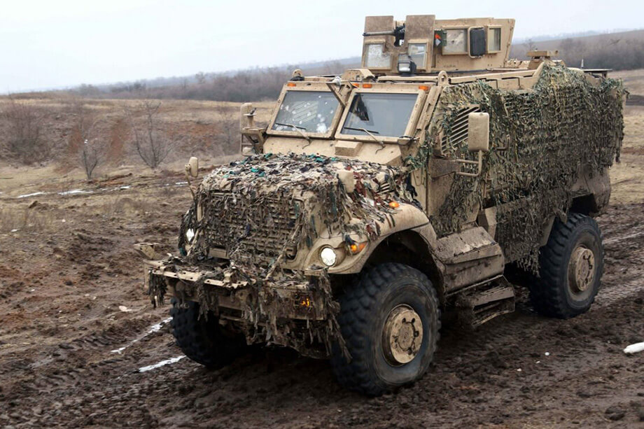 Американский бронеавтомобиль MaxxPro переданный Украине в рамках военной помощи.