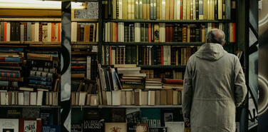 «В Италии книг не читают. Их покупают по политическим соображениям»