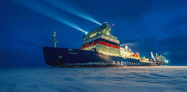 Битва за Арктику начинается с мирного атома