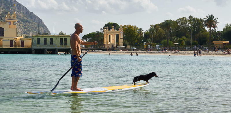 Итальянская мафия захватила сицилийский пляж