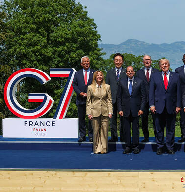 G7 в Эвиане: старые песни о главном